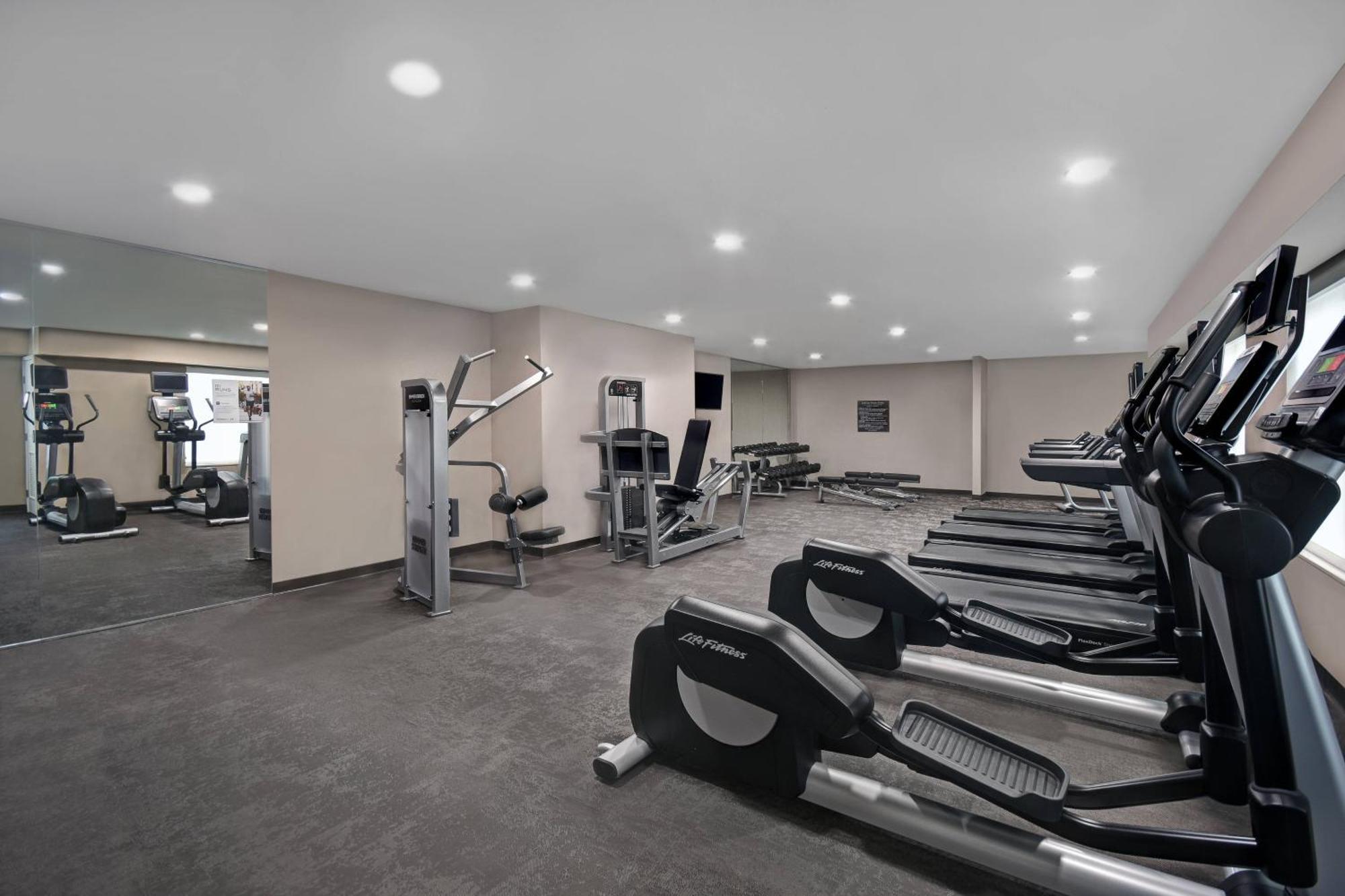 Residence Inn Louisville Airport 外观 照片