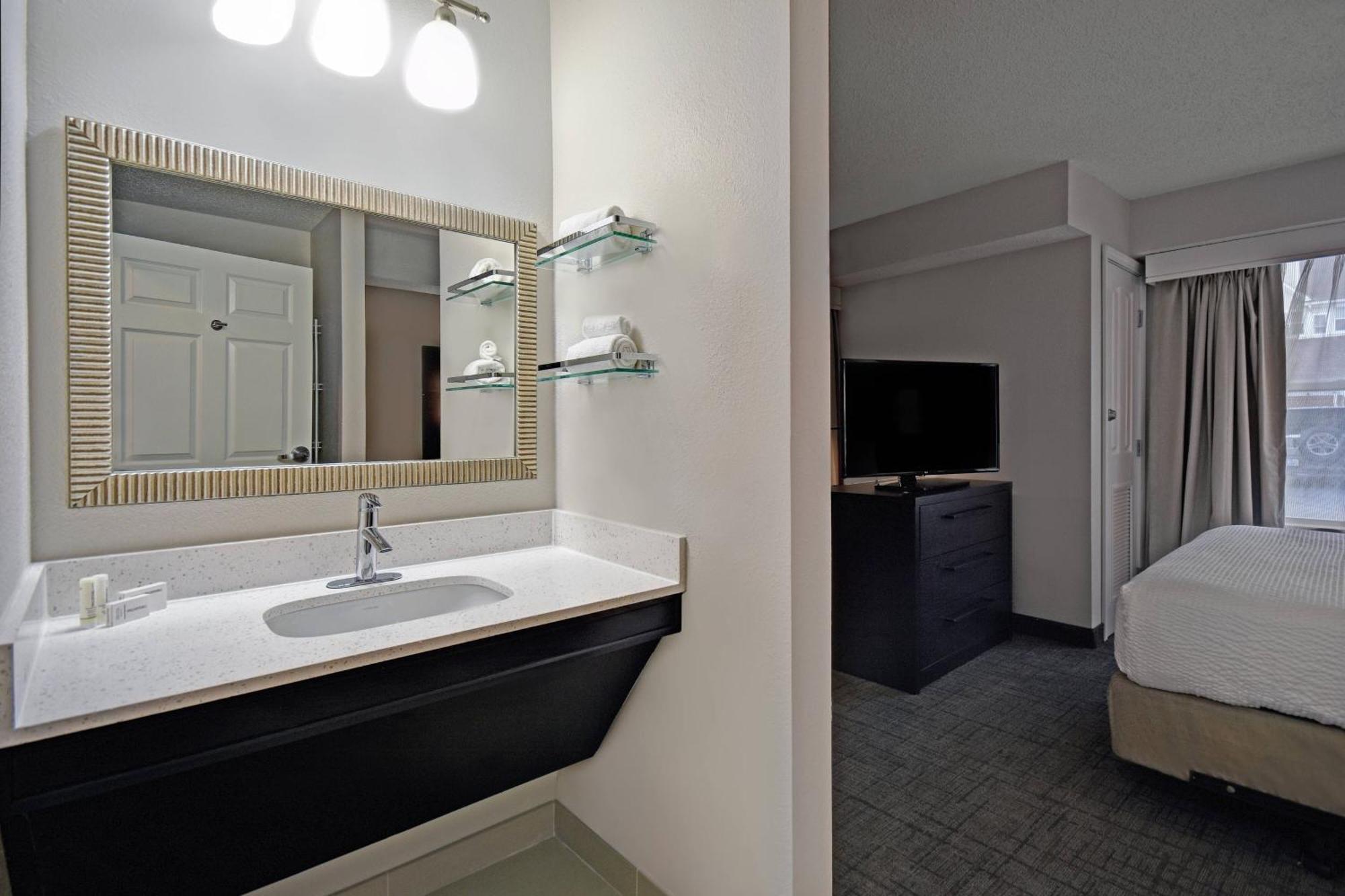 Residence Inn Louisville Airport 外观 照片