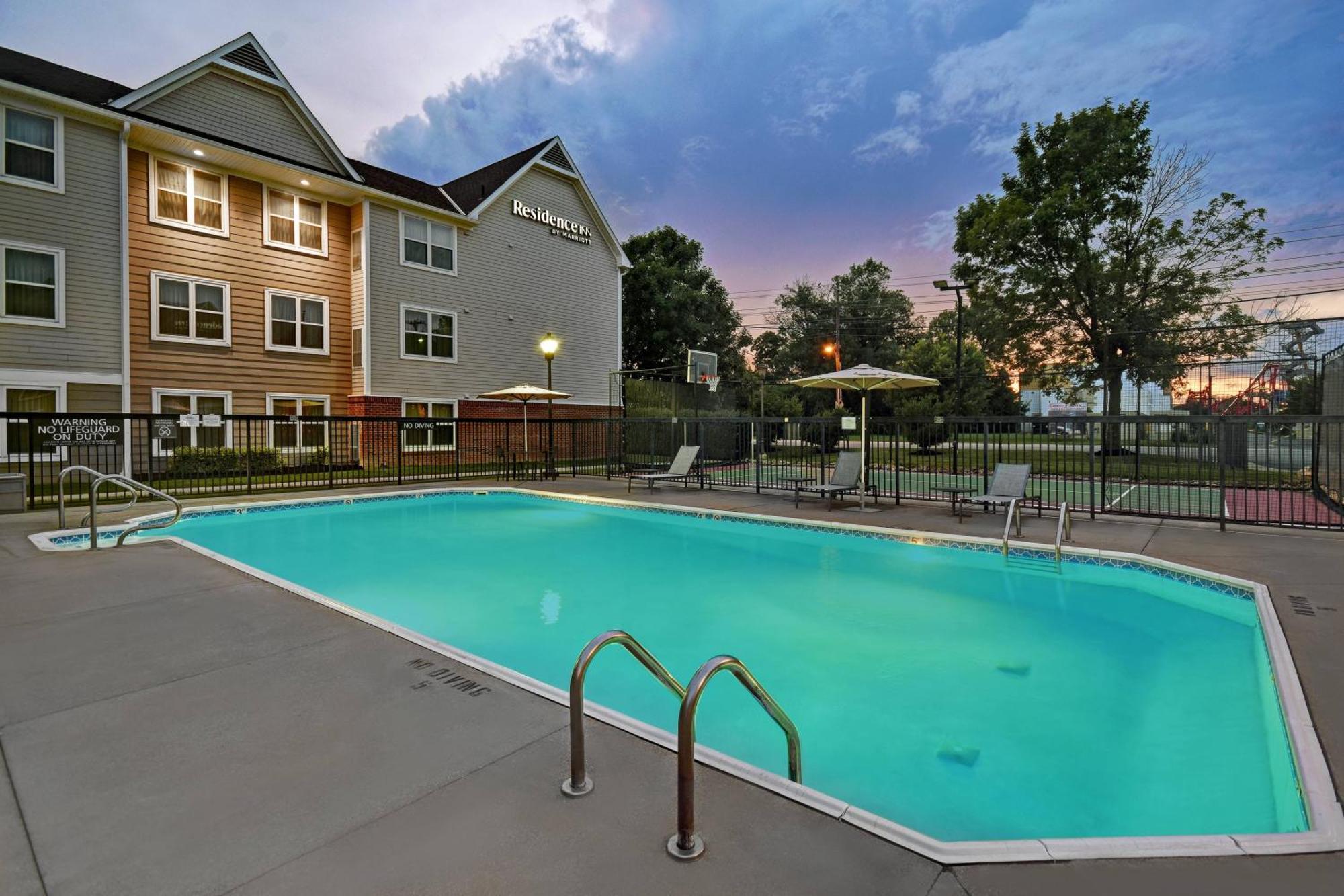 Residence Inn Louisville Airport 外观 照片