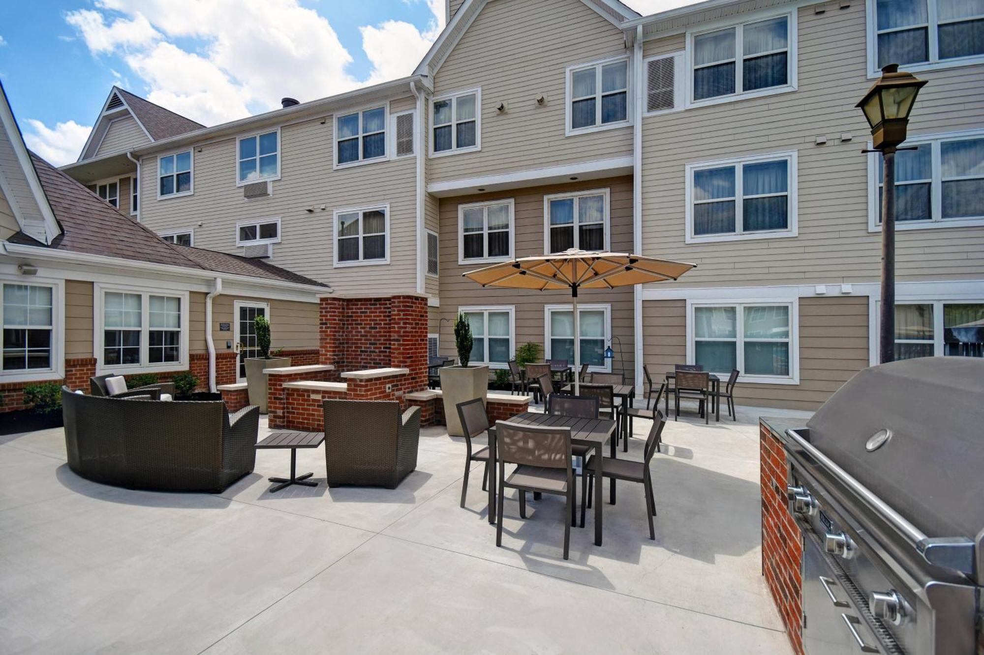 Residence Inn Louisville Airport 外观 照片