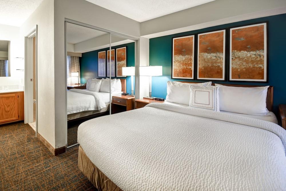 Residence Inn Louisville Airport 外观 照片