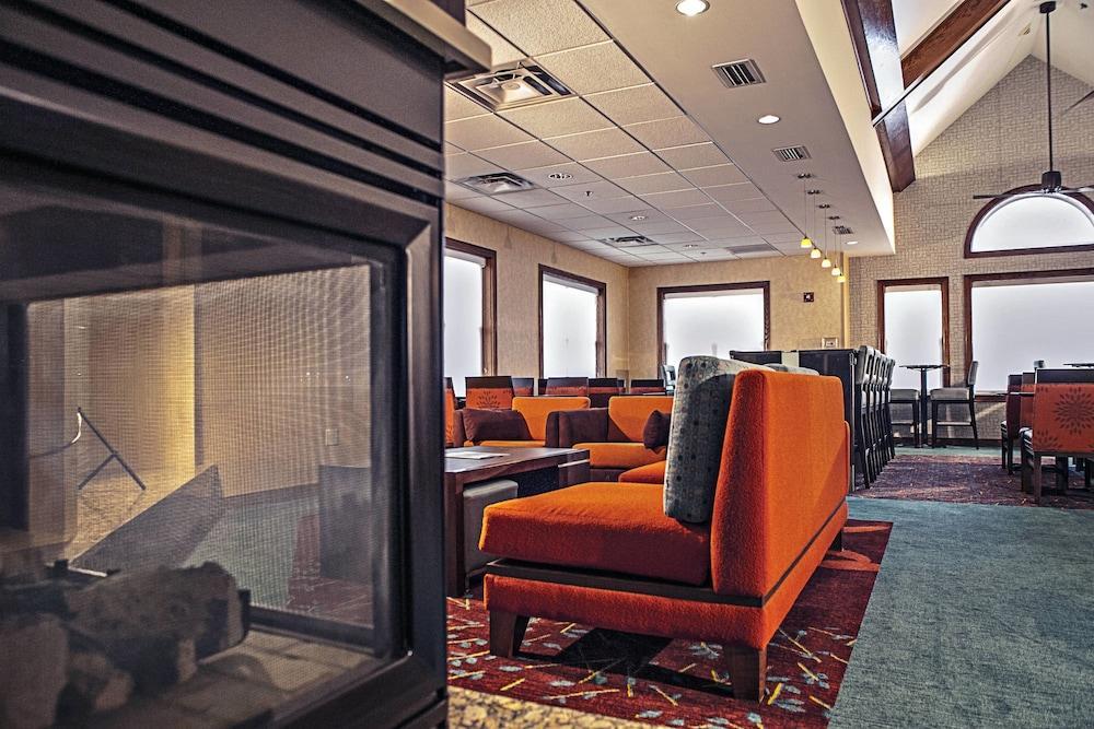 Residence Inn Louisville Airport 外观 照片