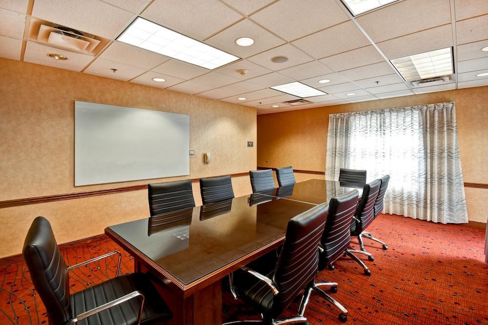 Residence Inn Louisville Airport 外观 照片